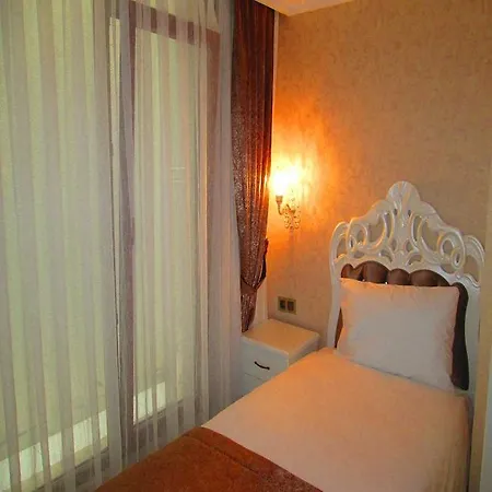 Sultanahmet Newport Hotel 3*